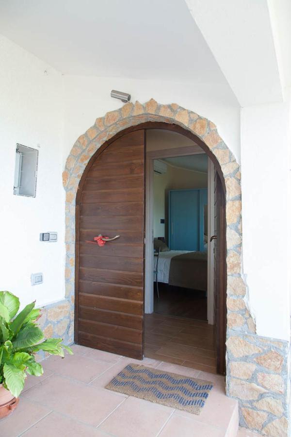 B&B Le Rose Del Tirreno 法勒纳 外观 照片