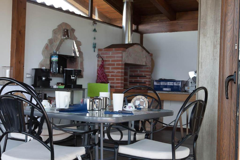 B&B Le Rose Del Tirreno 法勒纳 外观 照片
