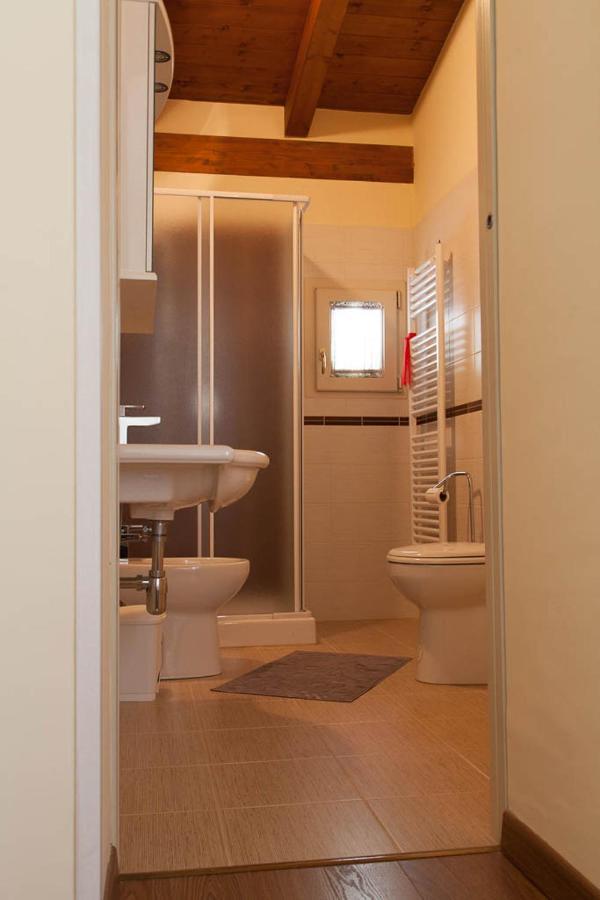 B&B Le Rose Del Tirreno 法勒纳 外观 照片