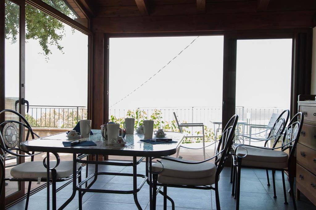 B&B Le Rose Del Tirreno 法勒纳 外观 照片